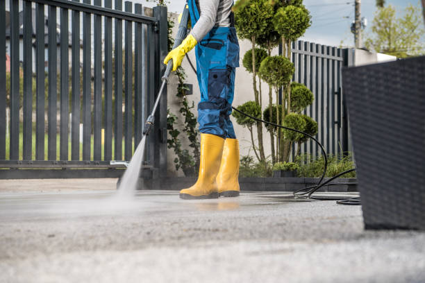 Best Machinery and Equipment Cleaning  in Saddle Rock, NY
