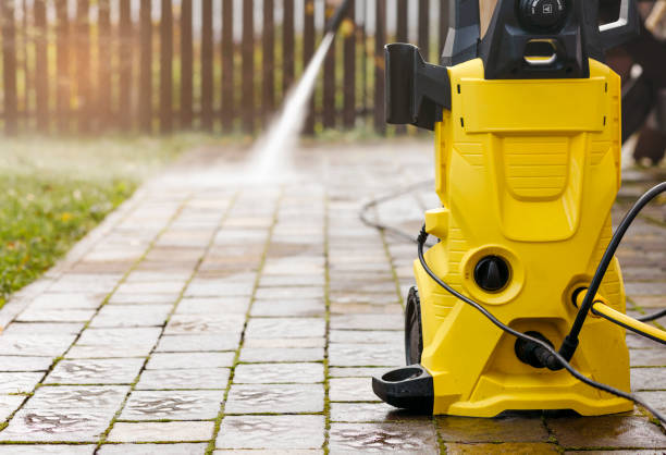 Best Rust Removal  in Saddle Rock, NY
